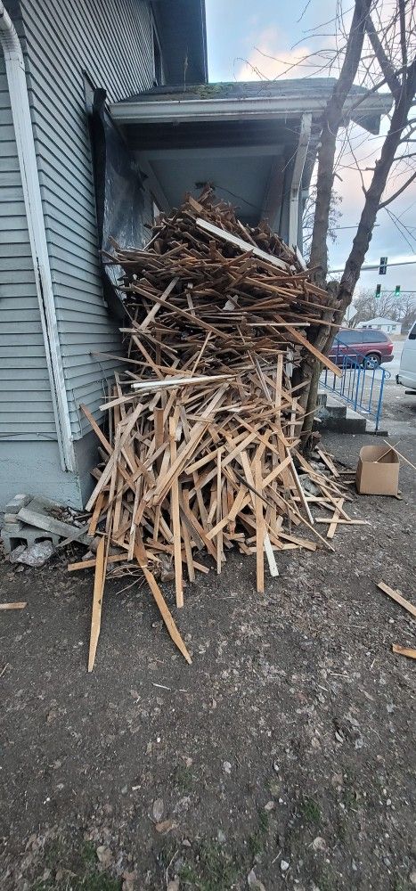 Free Wood