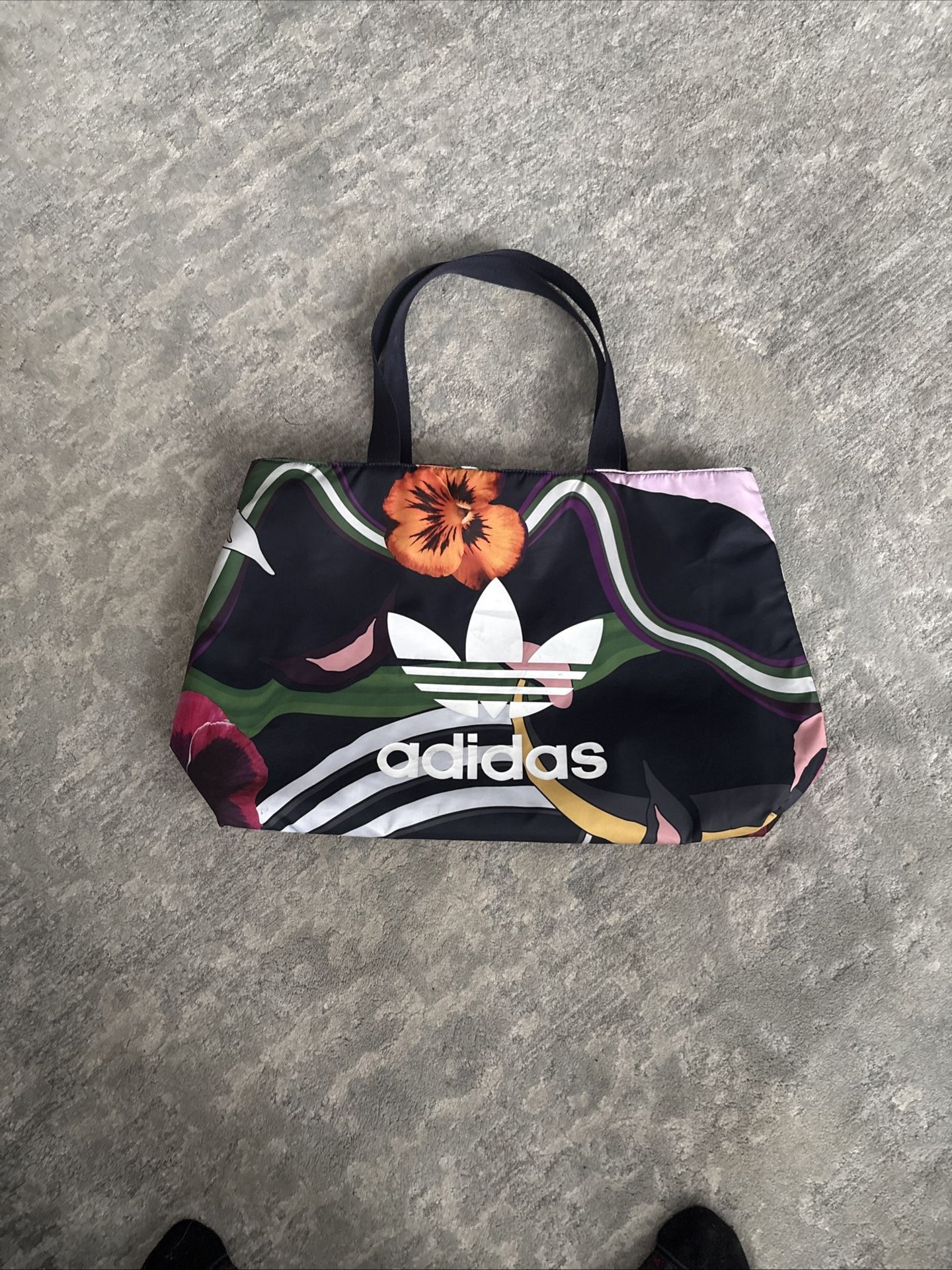adidas Floral Burst Tote: Vintage 2015: Pre Owned