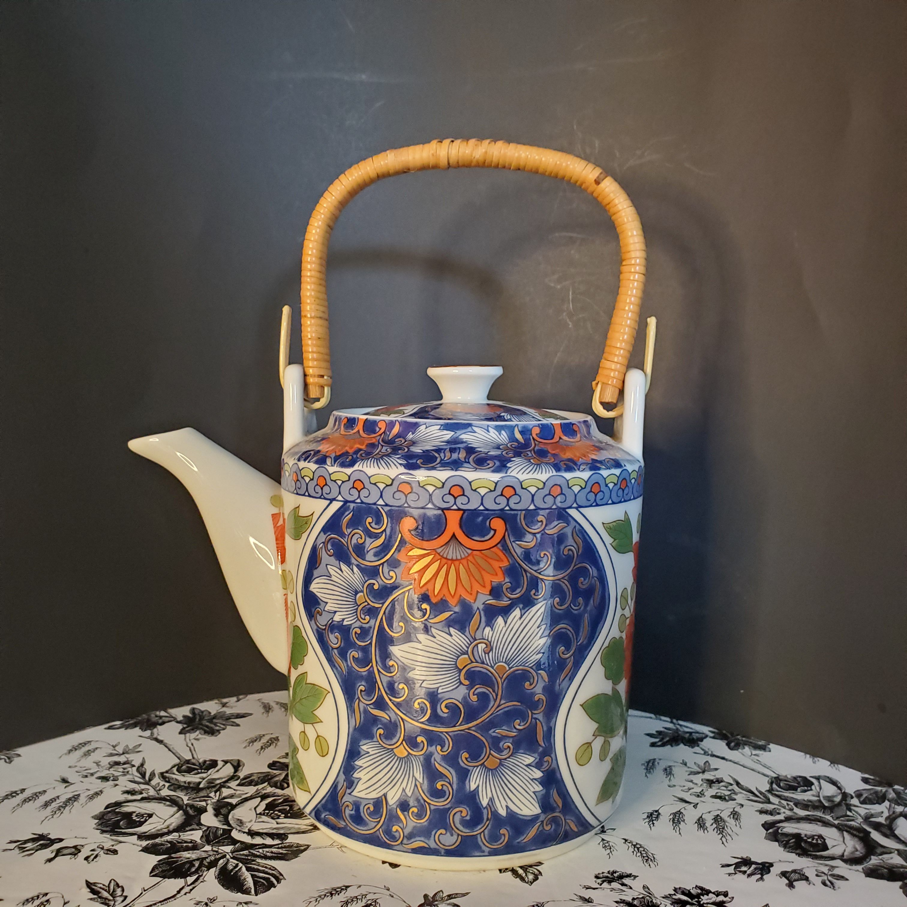 Vintage Japanese Shibata Toki-Tea Pot with Gilding