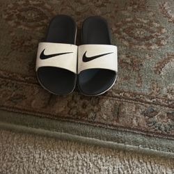 Nike Slides 
