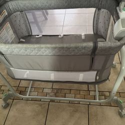 Bassinet 