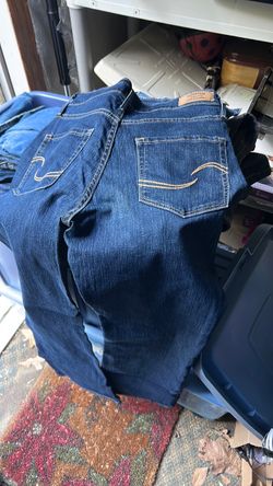 Size w 27 l size 30 signature jeans practically new