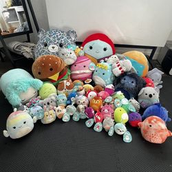 Giant LOT of Squishmallows 