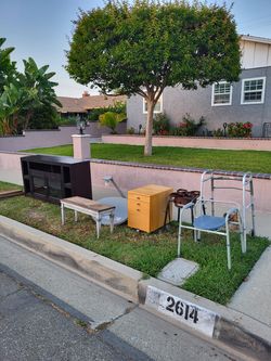Curb Alert  Free Stuff
