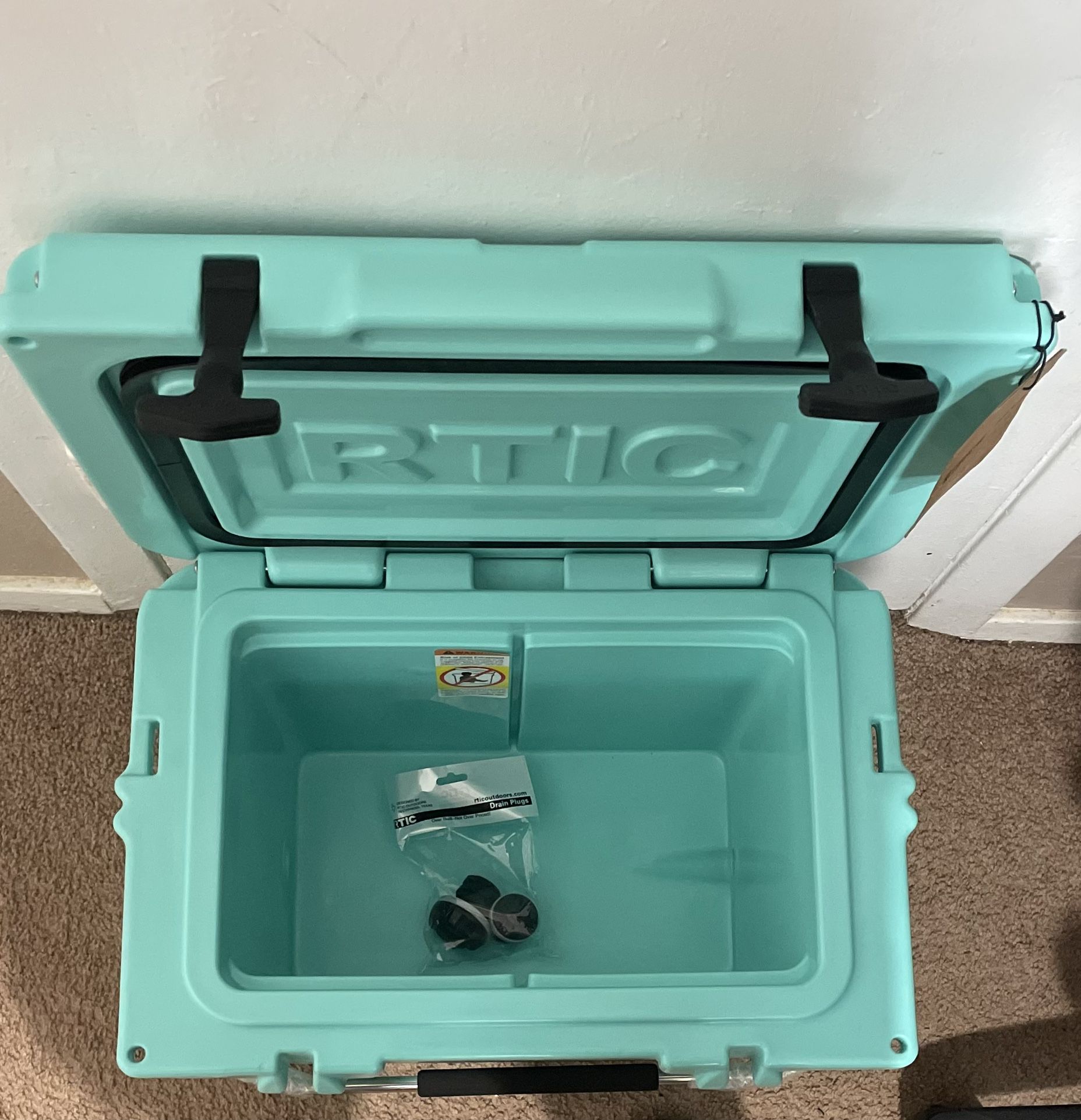 RTIC COOLER