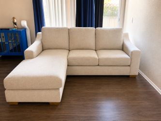 Light gray Sectional Sofa with Chaise Lounge