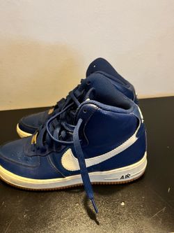 High top Air Force size 7