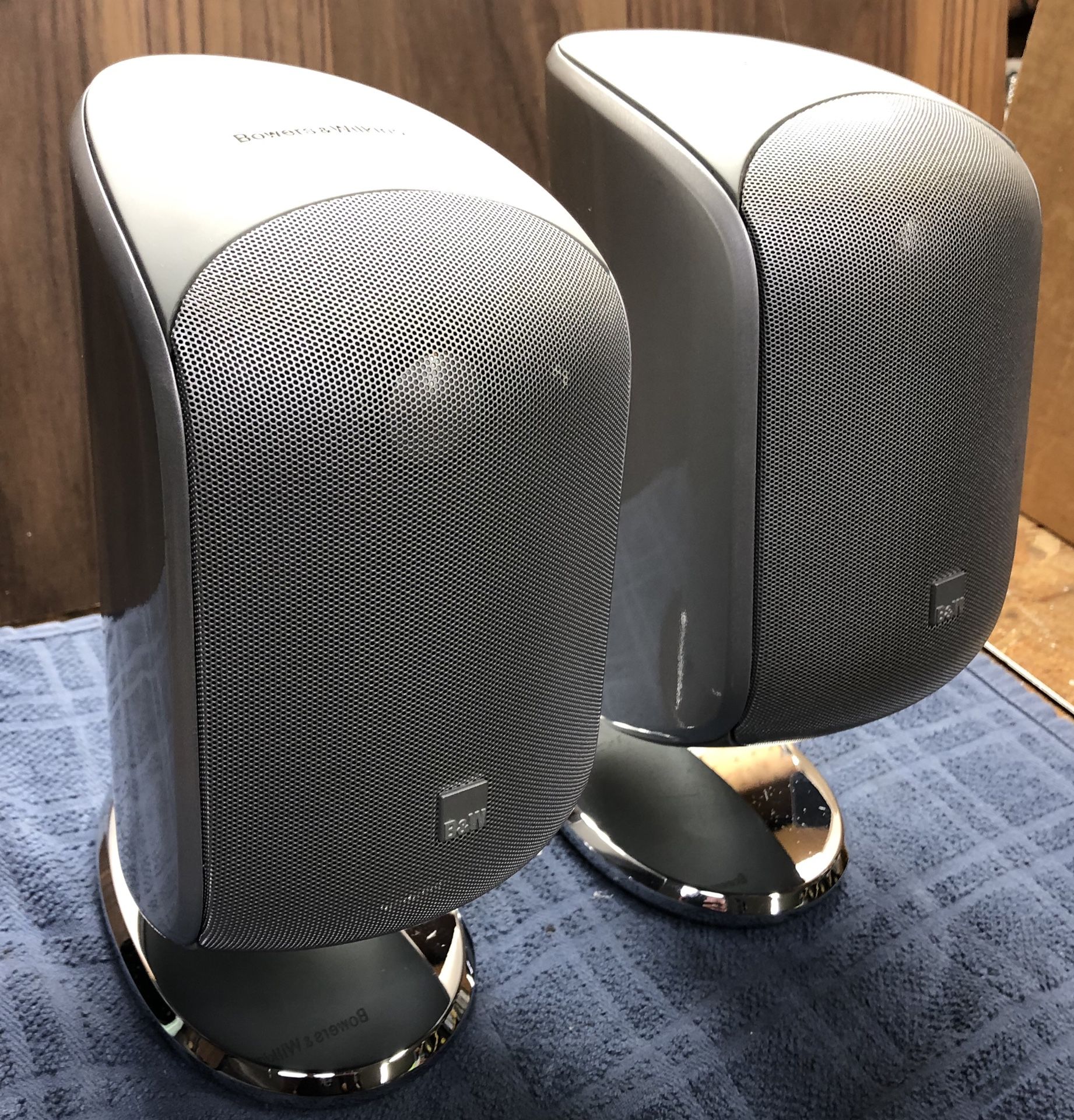 Bowers and Wilkins M1 B&W Audiophile Speakers