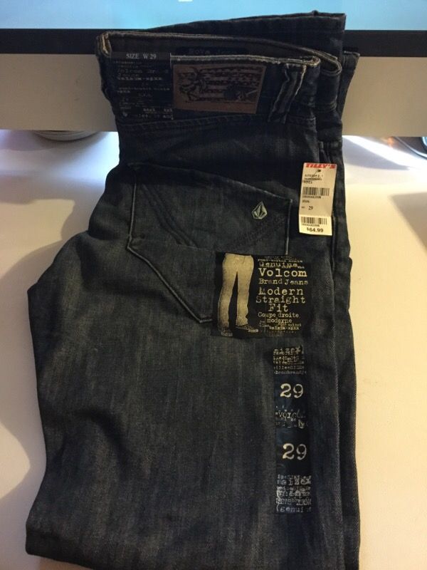 Tilly's Volcom modern jeans