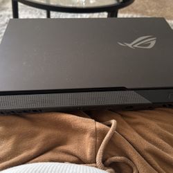 Republic Of gamers Laptop