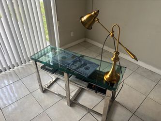 COFFE GLASS TABLE & LAMP