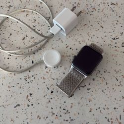 Apple Watch Series 3 (38mm) – Worn But Great Condition– Ready to Use 