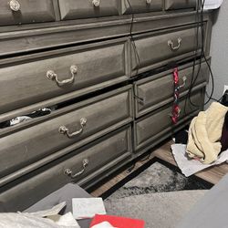Dresser  Drawers Self Storage 