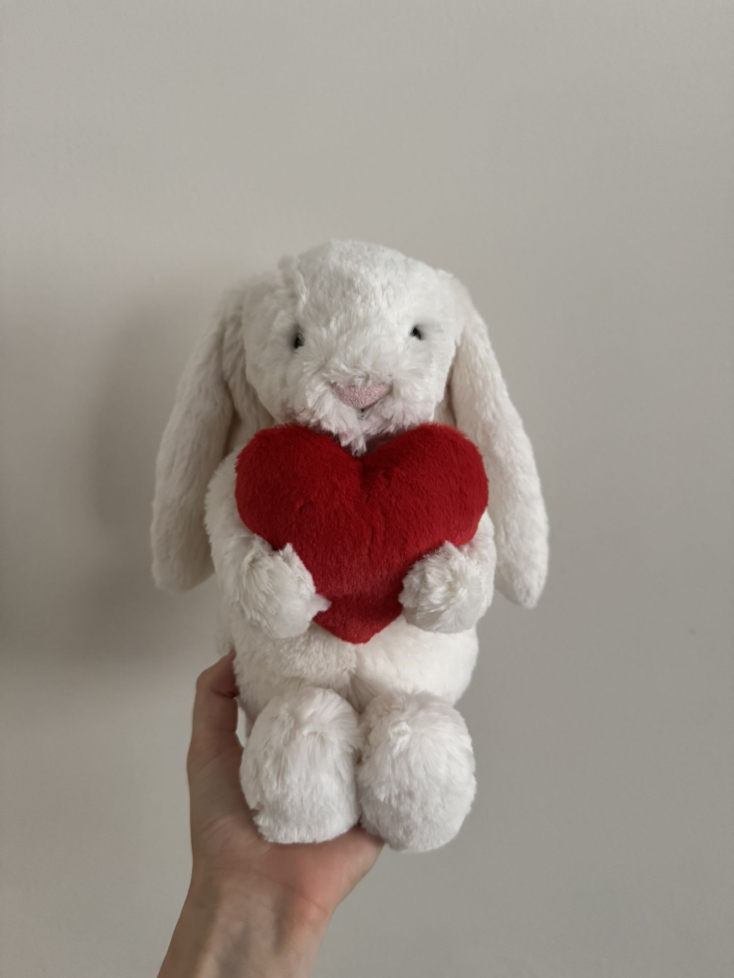 Jellycat Medium Bashful Red Love Heart Bunny Authentic NWT