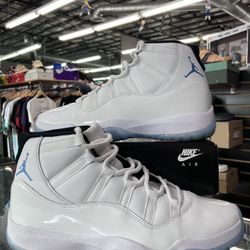 Air Jordan 11 Retro Legend Blue