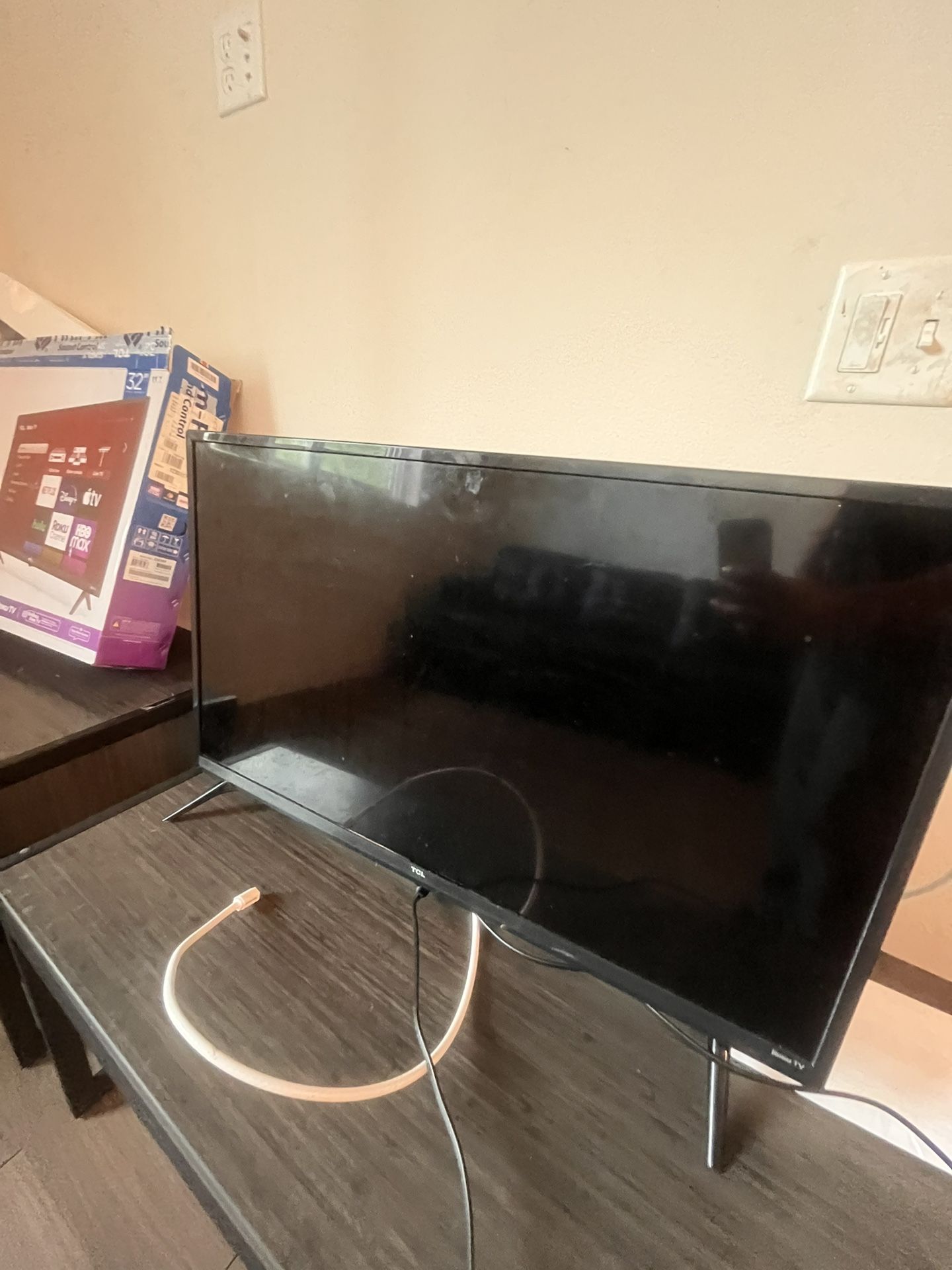 TCL Roku Tv 32