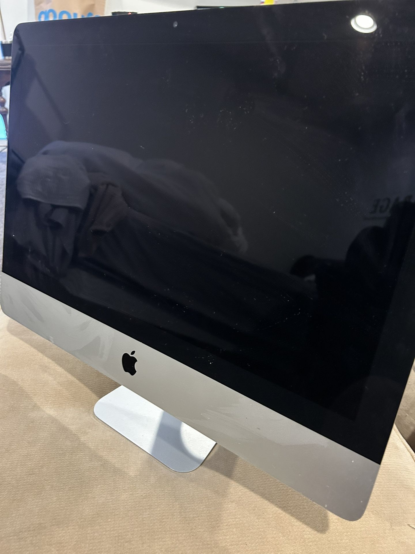 27’ 2019 iMac (READ DESCRIPTION)