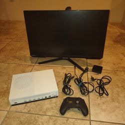 Xbox Package. Console, Monitor And Control. Very Good Condition.