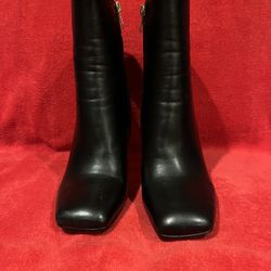Azalea Wang @4” Black Heel Bootie Boots with Gokd Metal