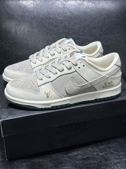 N.IKE DUNK LOW ATOMIC
