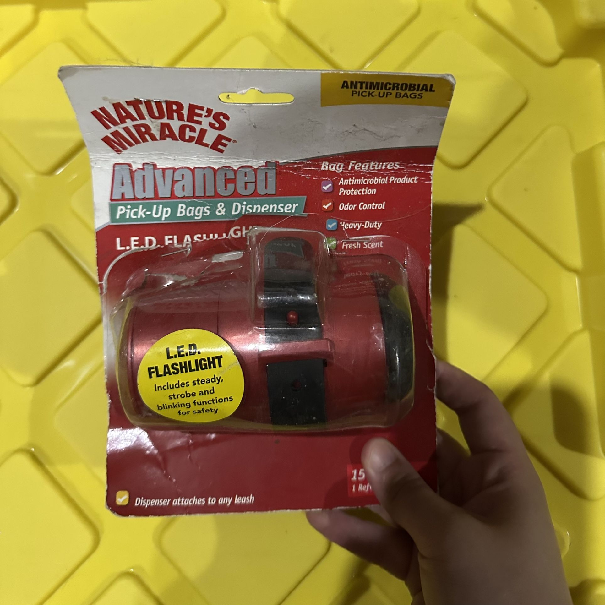 Nature’s Miracle Pick Up Bags/dispenser