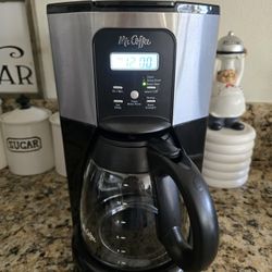 Coffee Machine/ Coffee Maker/ Mr. Coffee 