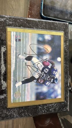 Autographed NFL Player 8x10 Framed Photo
