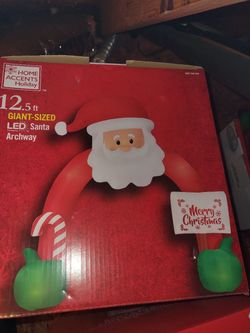 Home Accents Holiday 12.5 ft LED Santa Archway