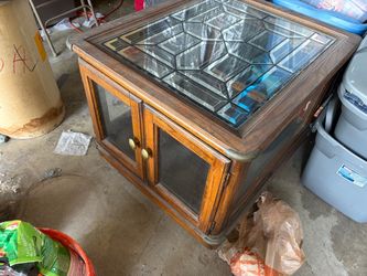 Coffee table/curio end table
