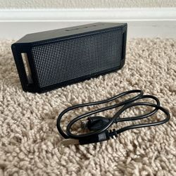 Lumi Bluetooth Speaker (Black) Portable Rechargeable Wireless Speaker