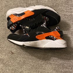 Used Size 13 Nike Just Do It Air Huarache 