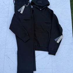 ESSENTIALS FEAR OF GOD