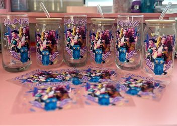 Glass cups with decoration