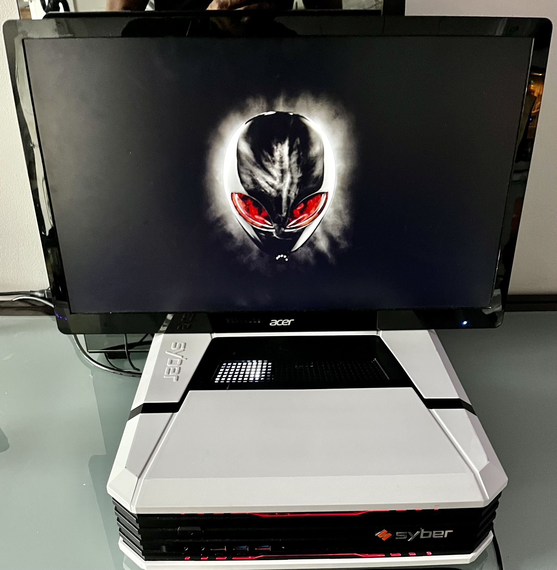 Custom Alienware Mini ITX Gaming PC for Sale in Seattle, WA - OfferUp