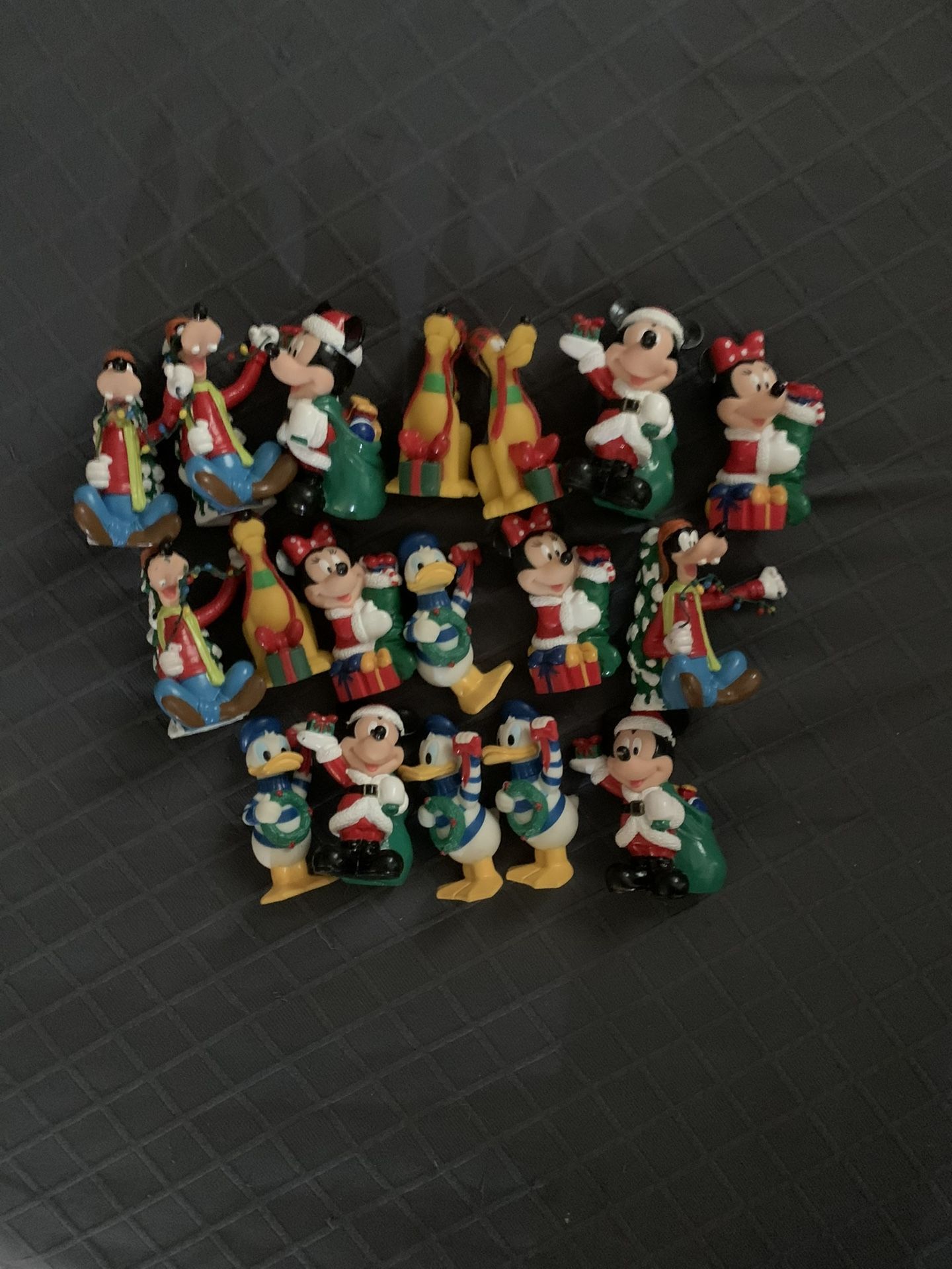 Disney  Figurines 