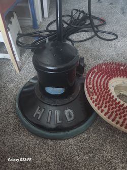 HILD REFURBISHED FLOOR SANDER/ CLEANER W/ NEW BUFFER ATTACHMENT