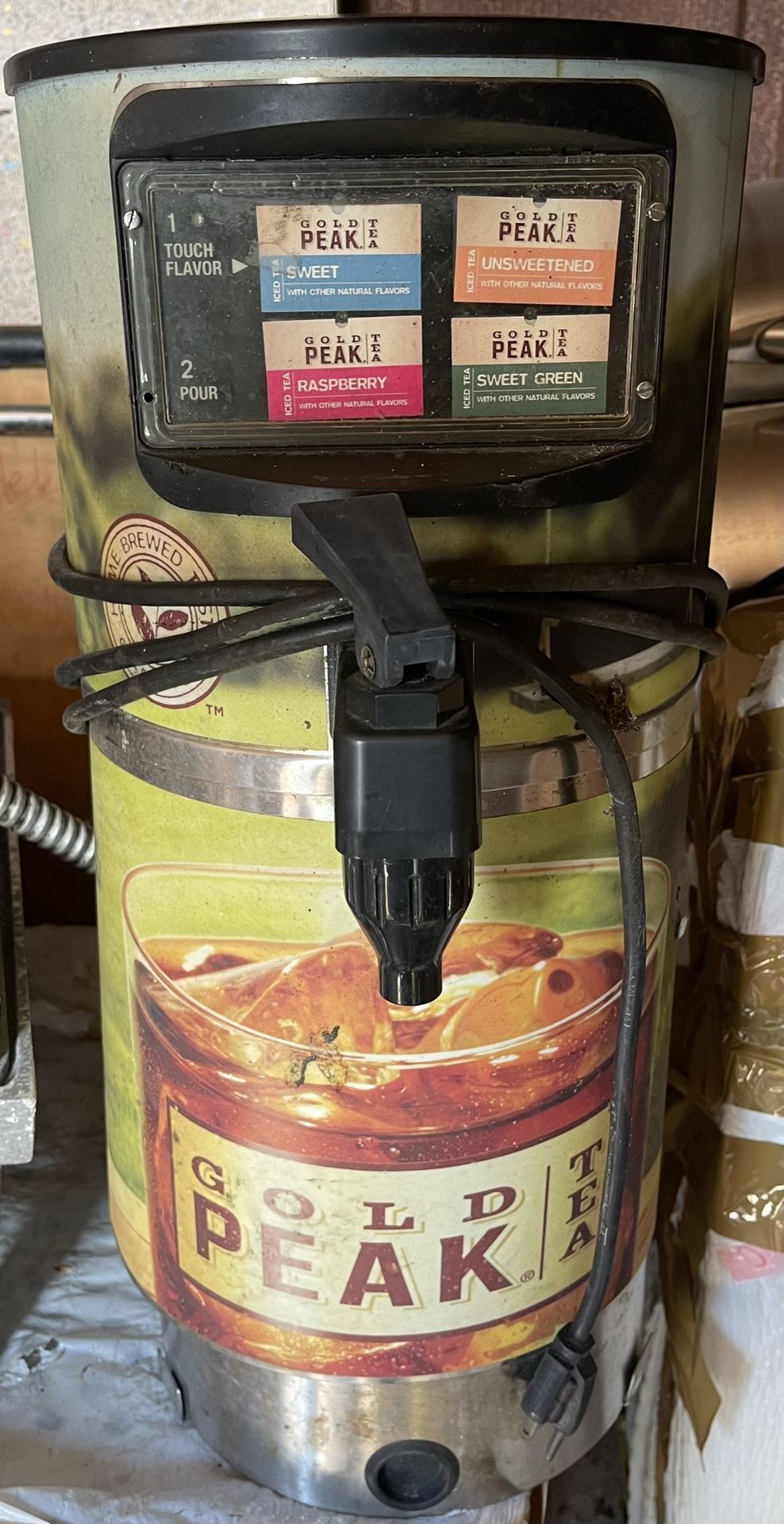 Gold Peak Variety Tea Dispenser Tower