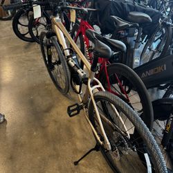 Giant Hybrid LG 4 Disc 