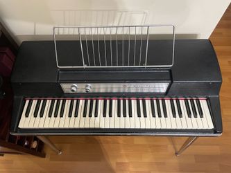 Wurlitzer 200A Electric Piano