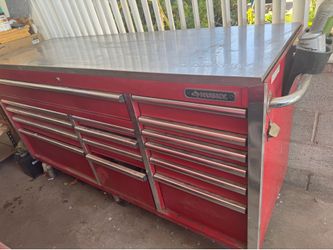 Husky tool box