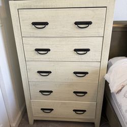 Queen Size Bedroom Set 