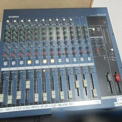 Yamaha MG16 16-channel Analog Mixer. 
