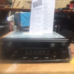 Road Gear Cassette Am/Fm radio player