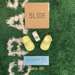 DS Brand New adidas Yeezy Slide Glow Green (Infants) - Size 4K