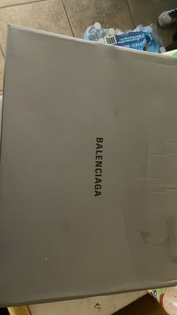 New Balenziaga size 8