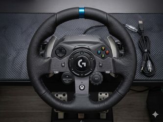 Logitech G923 Racing Wheel + Pedals - Xbox/PC