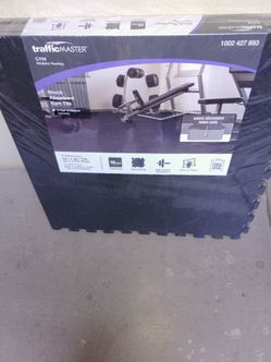 New 4 pack 24" x 24" heavy duty foam tiles pickup only cash