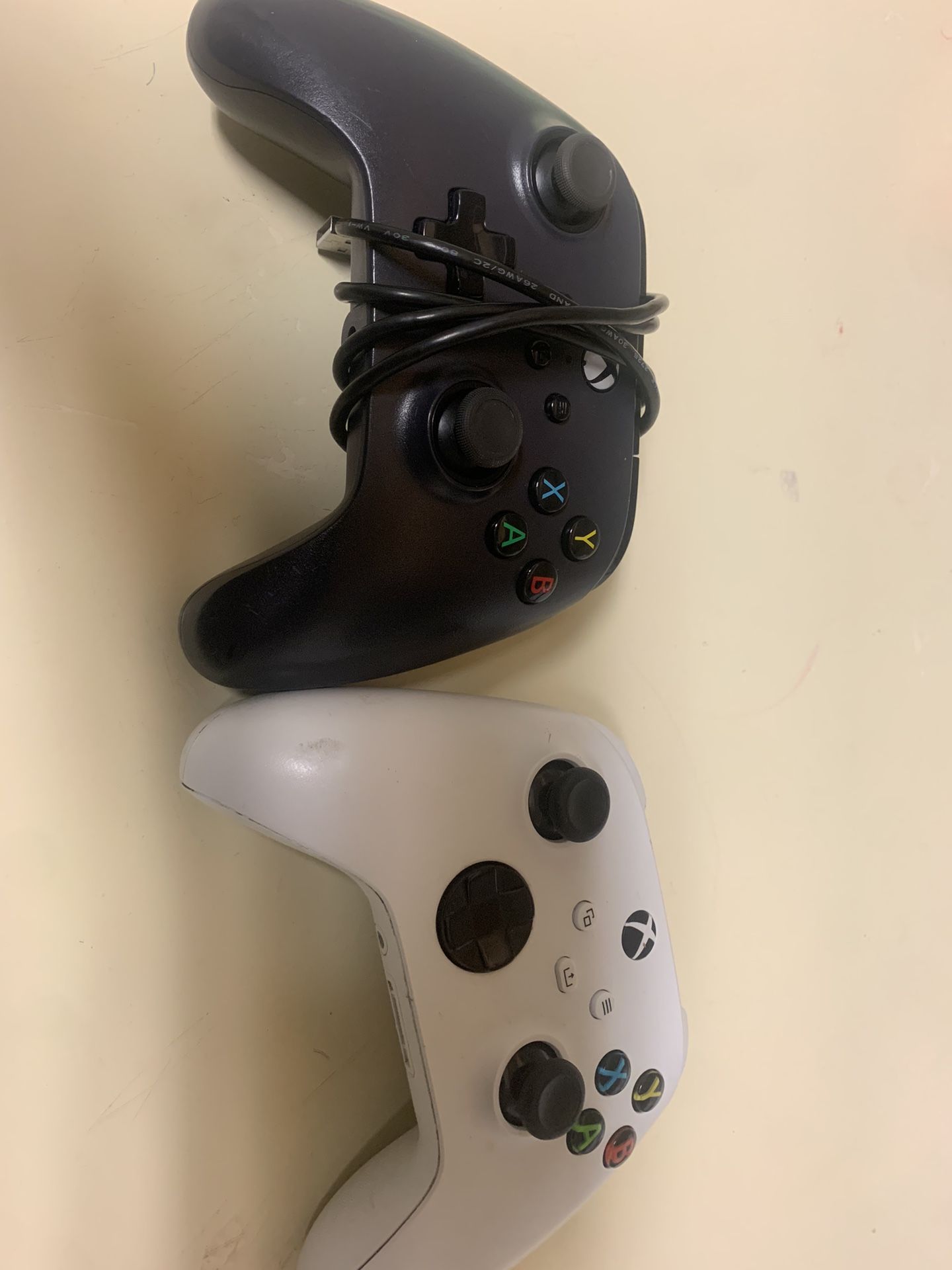 Wireless And Wired Xbox Controller