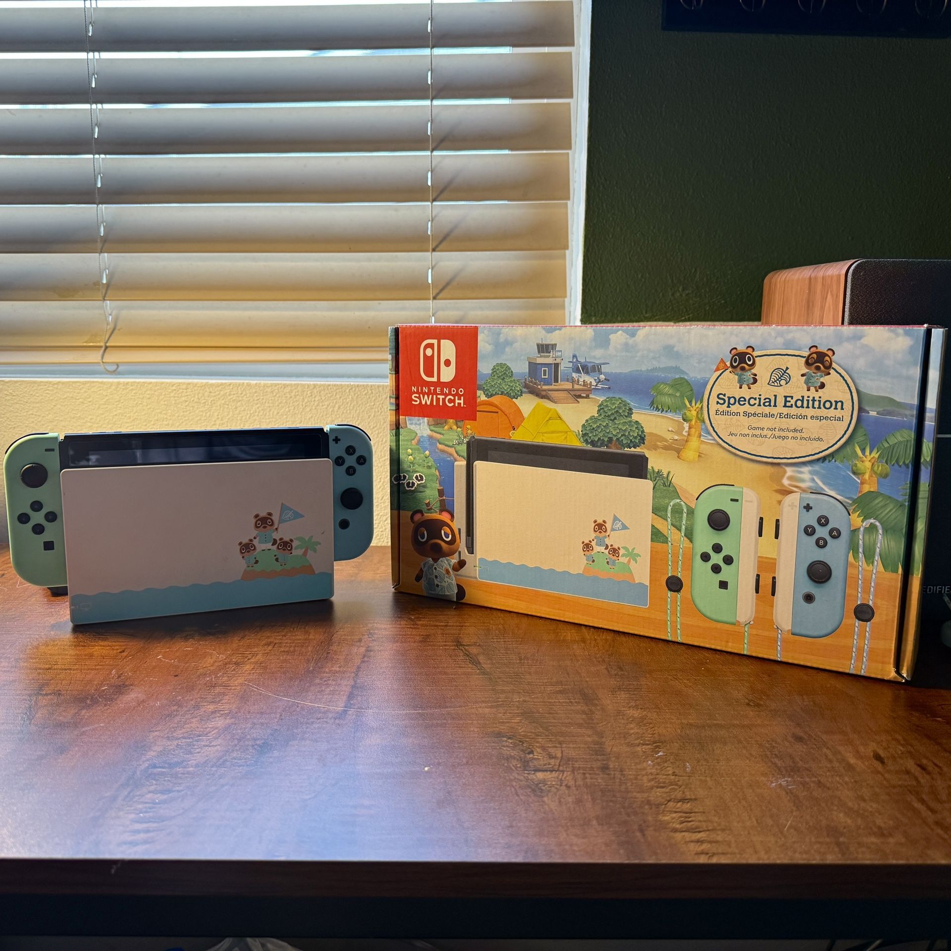 Nintendo Switch Animal Crossing Special Edition