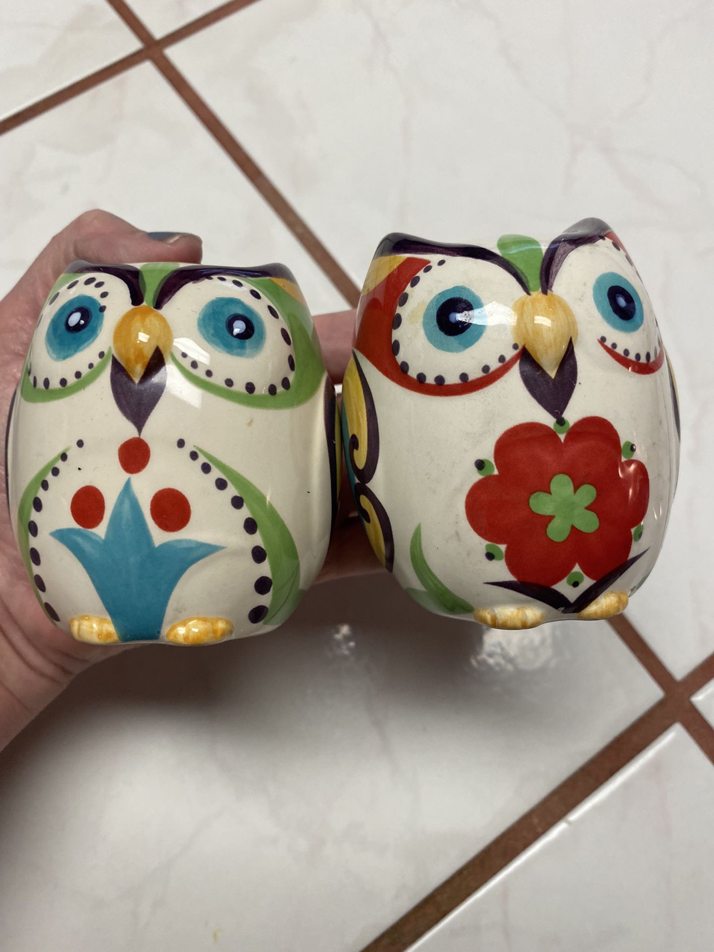 Gorgeous Owl Salt and Pepper Shakers